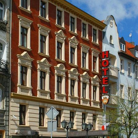 W Starej Kamienicy Hotel Gniezno Kültér fotó