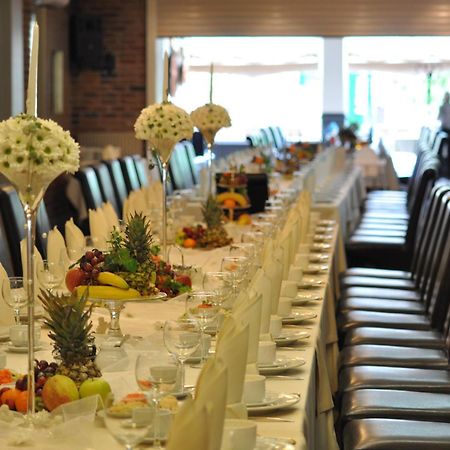 W Starej Kamienicy Hotel Gniezno Kültér fotó