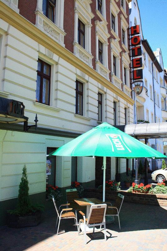W Starej Kamienicy Hotel Gniezno Kültér fotó