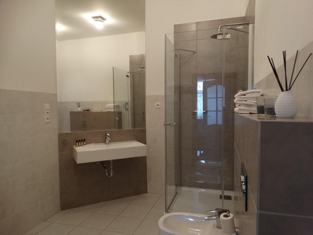 W Starej Kamienicy Hotel Gniezno Kültér fotó