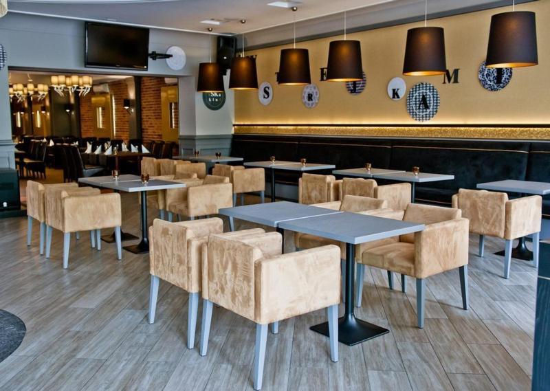 W Starej Kamienicy Hotel Gniezno Kültér fotó