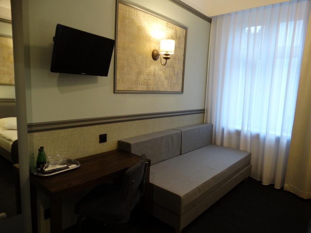 W Starej Kamienicy Hotel Gniezno Kültér fotó