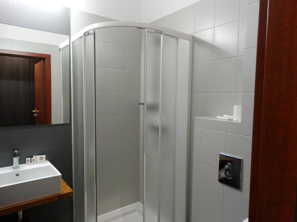 W Starej Kamienicy Hotel Gniezno Kültér fotó