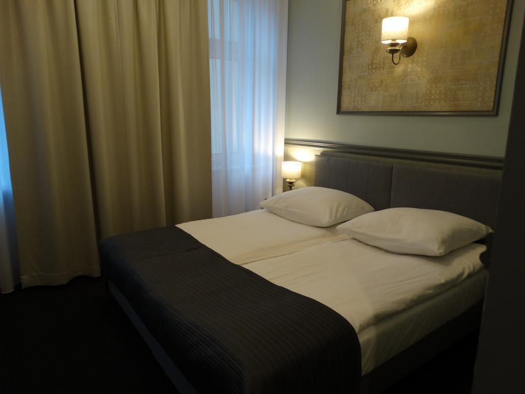 W Starej Kamienicy Hotel Gniezno Kültér fotó