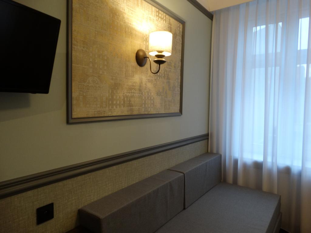W Starej Kamienicy Hotel Gniezno Kültér fotó