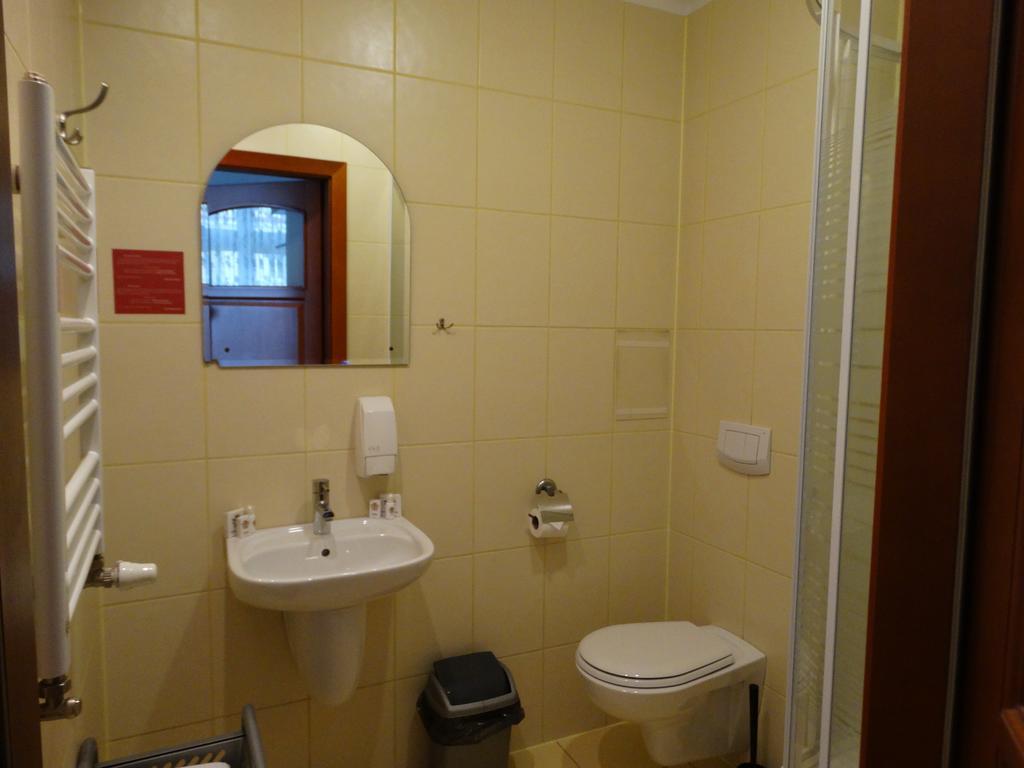 W Starej Kamienicy Hotel Gniezno Kültér fotó