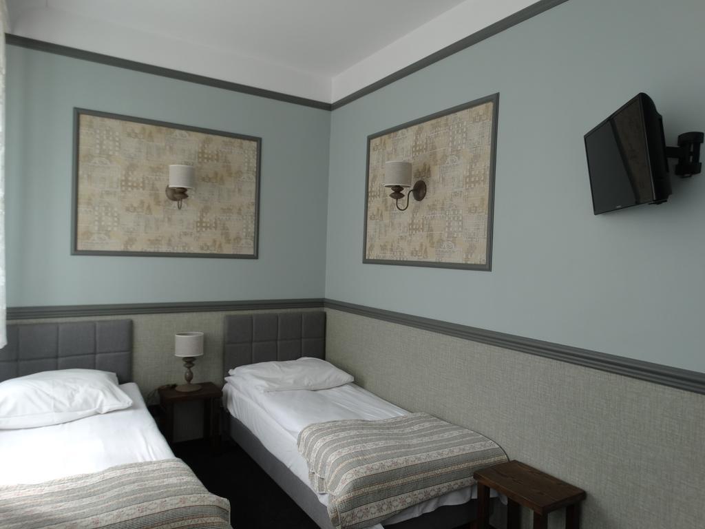 W Starej Kamienicy Hotel Gniezno Kültér fotó